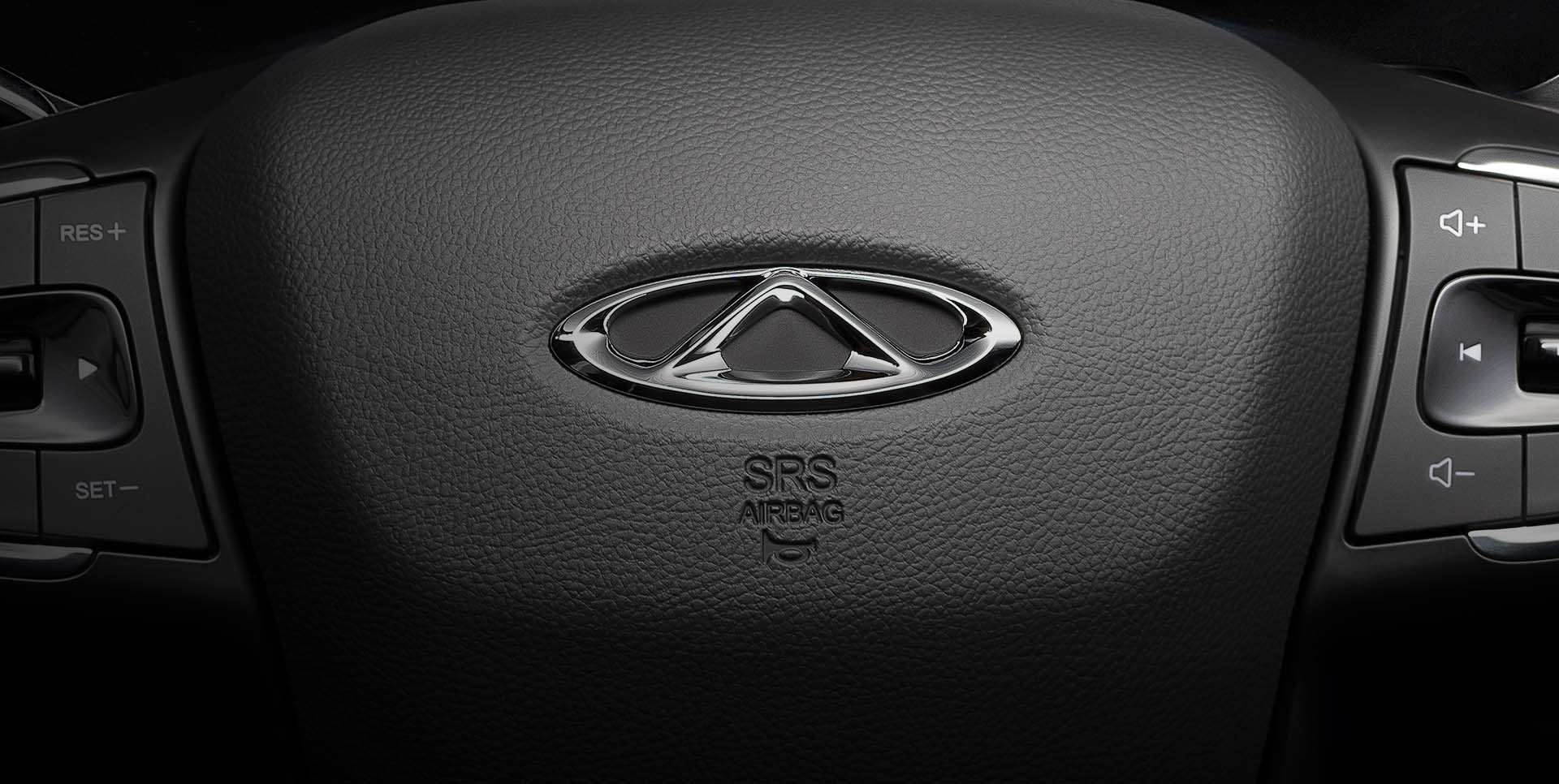 UM SUV TOPO DE LINHA COM RECURSOS DE SEGURANÇA TOPO DE LINHA