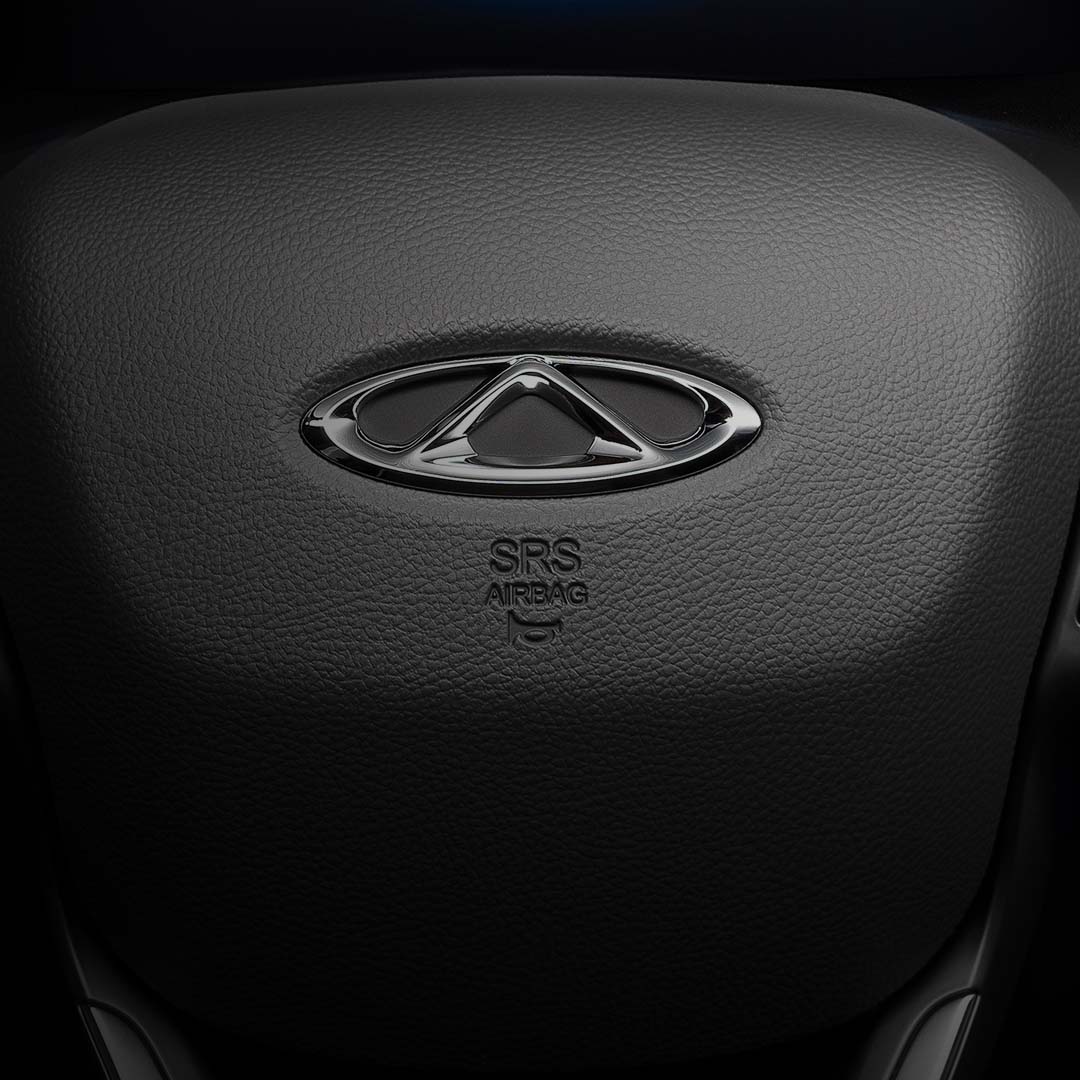 UM SUV TOPO DE LINHA COM RECURSOS DE SEGURANÇA TOPO DE LINHA